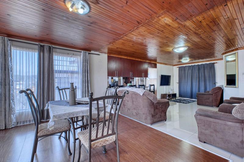 3 Bedroom Property for Sale in Booysens Park Eastern Cape